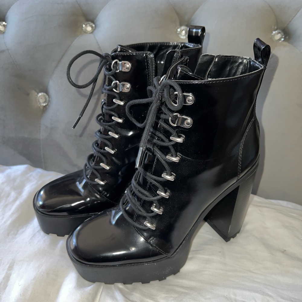 Zara Black Lace-Up Ankle Boots